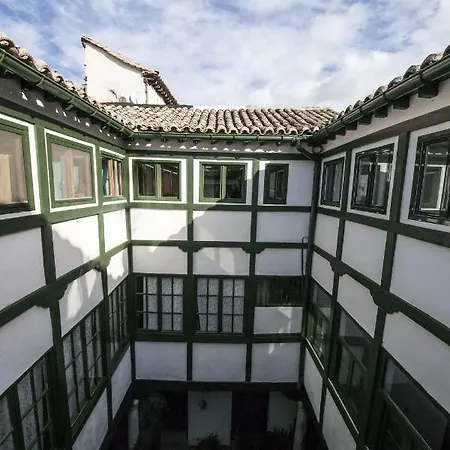 Atico Patio De La Plata Апартаменти *